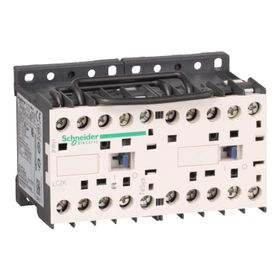 Schneider LC1-K0610P7 230VAC 2.2 kW 1NA Kontaktör