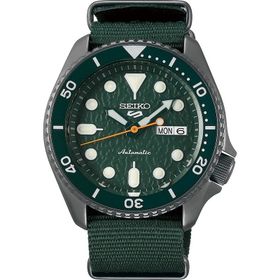 Seiko 5 Sports SKX SRPD Kumaş Kordon Erkek Kol Saati