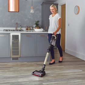 Shark IZ400EUT Stratos Pet Pro Şarjlı Süpürge