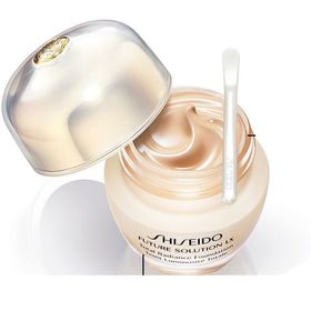 Shiseido Future Solution Lx Total Radiance R3 Spf20 Fondöten