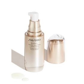 Shiseido Wrinkle Smoothing Contour 30 ml Onarıcı Krem Serum