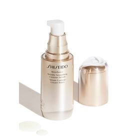 Shiseido Wrinkle Smoothing Contour 30 ml Onarıcı Krem Serum