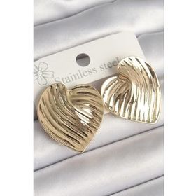 Shoecide Pirinç Gold Renk İşlemeli Plaka Kalp Model Kadın Küpe