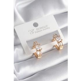 Shoecide Pirinç Gold Renk Kare Zirkon Taşlı Kadın Küpe