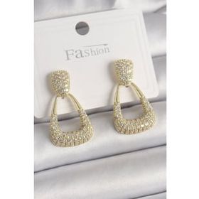 Shoecide Pirinç Gold Renk Zirkon Taşlı Sallantı Üçgen Model Kadın Küpe