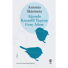 Sia Kitap Ağzında Karanfil Taşıyan Genç Adam