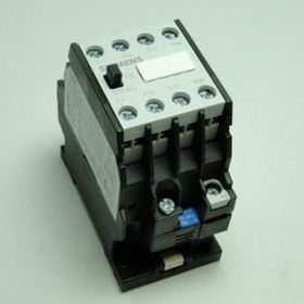 Siemens 3TF4010-0AP0 BOY:0 Güç Kontaktörü
