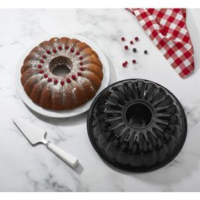 Sinbo STO-6664 Yanmaz Yapışmaz 20 Dilimli 28 cm Emaye Kek Kalıbı