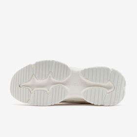 Skechers 177592 WHT Moonhiker - Apogee Bloom Beyaz Kadın Spor Ayakkabı