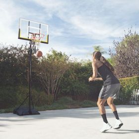 SKLZ Kick Out Basketbol Antrenmanı Top Döndürme Sistemi