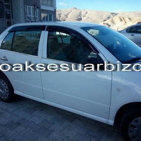 Skoda Fabia 2000-2009 Mugen Sedan Cam Rüzgarlığı