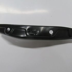 Skoda Superb 09 12 Sağ Küçük Sac Tw Ön Tampon Bağlantı Braketi