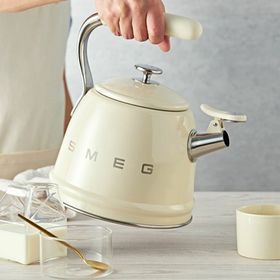 Smeg 50's Style Krem 2.3 lt Set Üstü Düdüklü Kettle