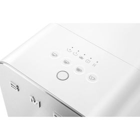 SMEG BCC01 Espresso Otomatik Kahve Makinesi