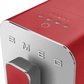 Smeg BCC02 Espresso Otomatik Kahve Makinesi