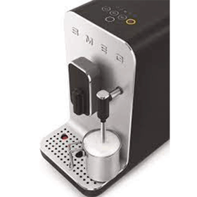 Smeg BCC02 MEU Kahve Makinesi