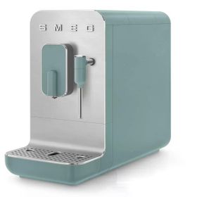 Smeg BCC12 Tam Otomatik Kahve Makinesi
