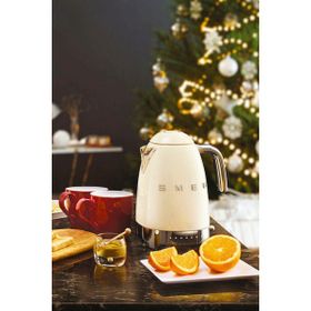 Smeg KLF04CREU Krem Kettle