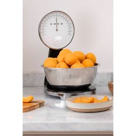 Smeg KSF01BLWW 50's Style Retro Siyah Analog Mutfak Tartısı