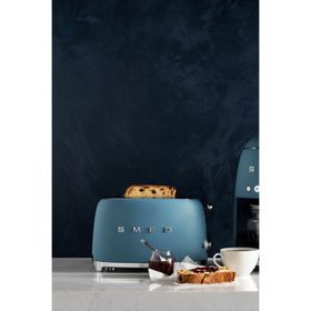 Smeg TSF01SBMEU Mat Mavi Ekmek Kızartma Makinesi