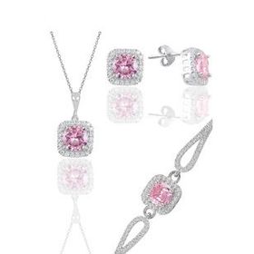 Söğütlü Silver Gümüş Rodyumlu Pembe Taşlı Kare Kolye Küpe ve Bileklik