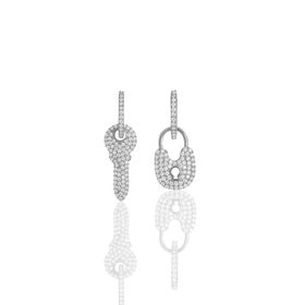 Söğütlü Silver SGTL11642 Gümüş Rodyumlu Zirkon Taşlı Kilit Ve Anahtar Kombin Küpe