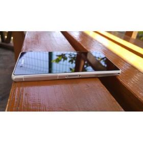 Sony Xperia Z2 Sirius