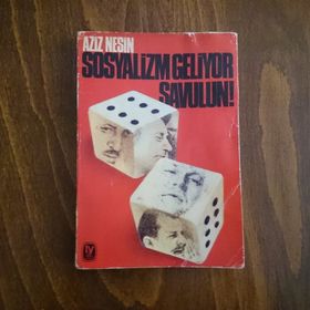 Sosyalizm Gelıyor Savulun - Aziz Nesin