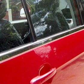 Spider Tata Vista/Indıca 2 2008 Üzeri 4 Parça Paslanmaz Çelik Cam Çıtası