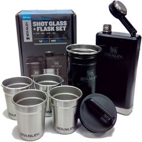 Stanley Adventure Çelik Siyah Shot Bardak ve Matara Seti