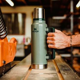 Stanley The Legendary 1.9 lt Hammertone Green Classic Termos