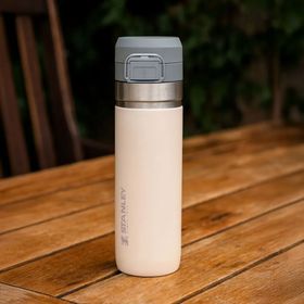 Stanley The Quick-Flip Water Bottle Rose Quartz 700 ml Termos