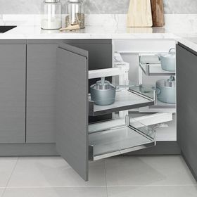 Starax S-3002-C Kapağa Monte Sağ Frenli Krom 45 cm Kör Köşe Mekanizması