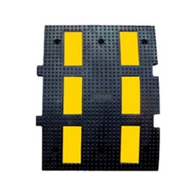 Starçelik 50 x 60 x 4,5 cm Kauçuk Hız Kesici 6 Bantlı Yol Kasisi
