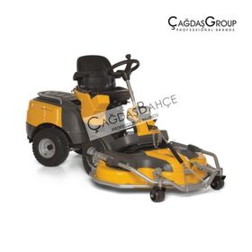 Stiga Park Pro 740 IOX Çim Biçme Traktörü