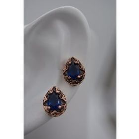 Stoneage Safir Taşlı Mıhlama İşçilikli Küçük Boy Damla Küpe