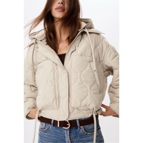 Stradivarius 08613196 Kapüşonlu Şişme Bej Kadın Mont