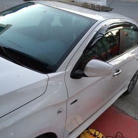 Sunplex Citroen Elysee Mugen Tip Cam Rüzgarlığı