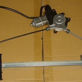 Suzuki Grand Vitara 2002-2006 Sol Elektrikli Motorlu Arka Cam Krikosu