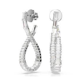 Swarovski 5677628 Kadın Küpe