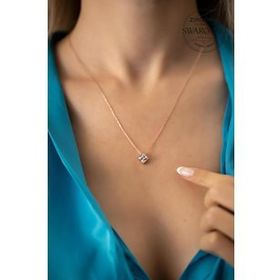 Swarovski Taşlı Kare Model Rose Kaplama Zirconia Gümüş Kolye
