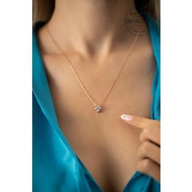 Swarovski Taşlı Kare Model Rose Kaplama Zirconia Gümüş Kolye