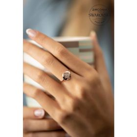 Swarovski Taşlı Kare Model Rose Kaplama Zirconia Gümüş Kolye