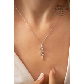 Swarovski Taşlı Oval ve Halka Model Zirconia Gümüş Kolye