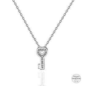 Swarovski Zirconia Taşlı Kalpli Anahtar 925 Ayar Gümüş Kolye