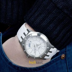 Swatch YTS401 Erkek Kol Saati