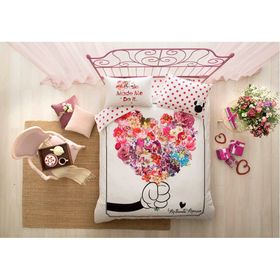 Taç Anneler Günü Özel Minnie Flowers Çift Kişilik Nevresim Takımı