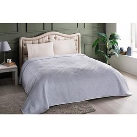 Taç Arlette Mavi Çift Kişilik Jakarlı Pike Takımı