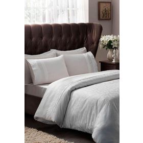 Taç Clemente Elegance Jakarlı Saten Ekru Çift Kişilik Nevresim Takımı Set