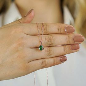 Takıhan Damla Tasarımlı Zümrüt Yeşili Zirkon Taşlı 925 Ayar Rose Gümüş Kadın Kolye
